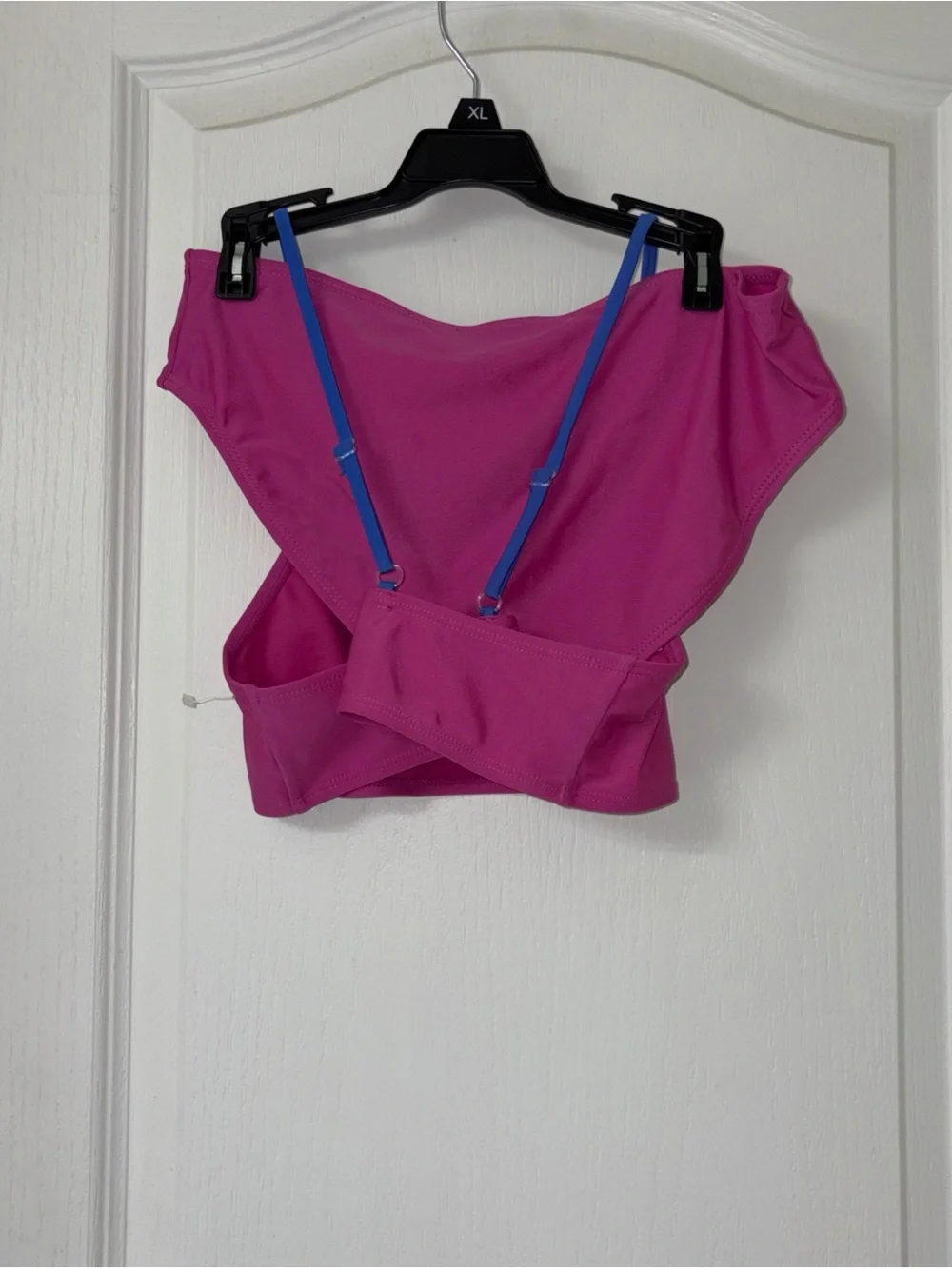 Hurley vibrant pink